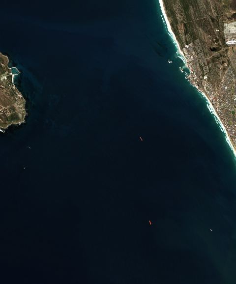 Sentinel-2 crop of Table Bay anchorage at 33.83°S 18.43°E, captured 21 Sept 2026
